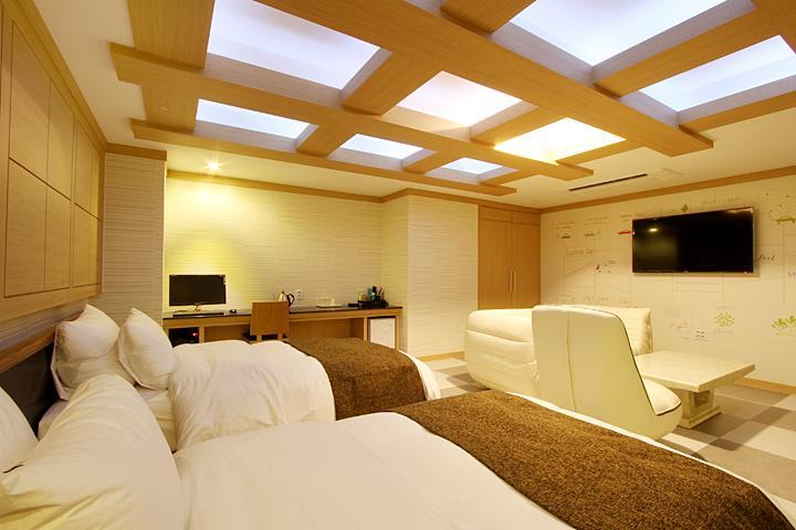 Suwon Orsay Business Hotel Kültér fotó