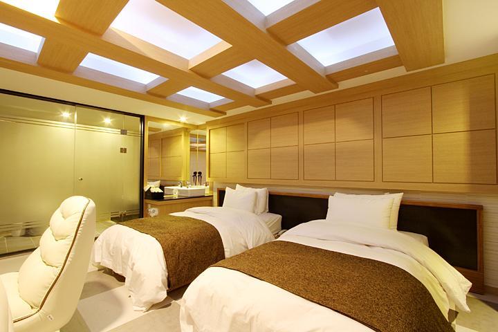 Suwon Orsay Business Hotel Kültér fotó