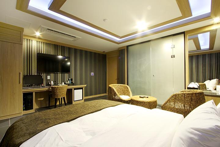 Suwon Orsay Business Hotel Kültér fotó
