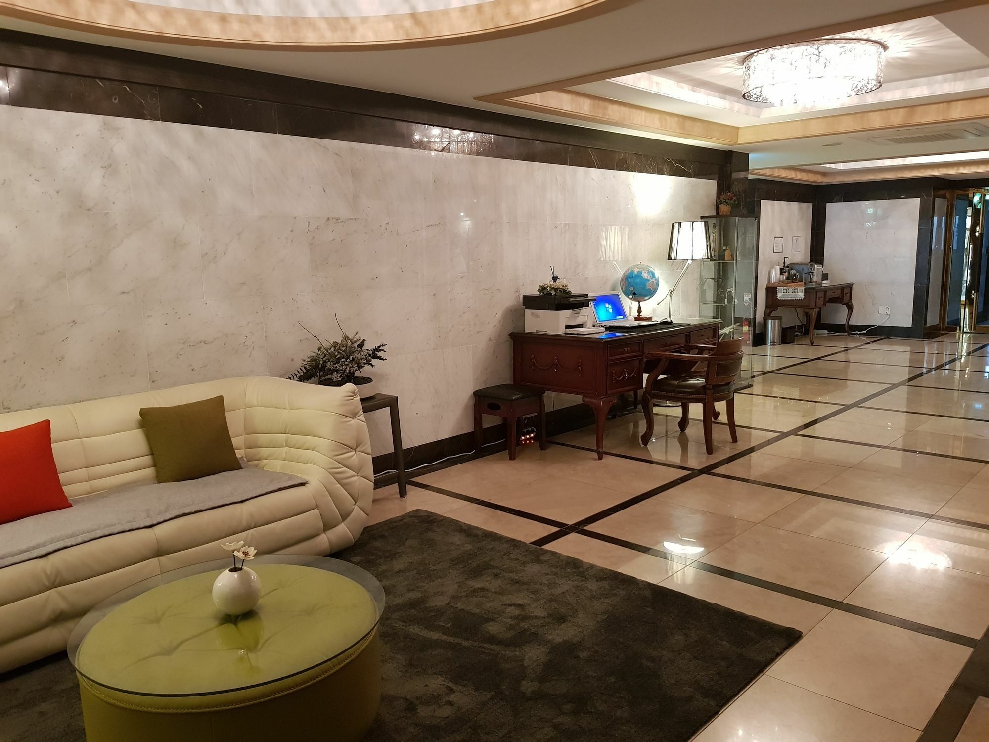 Suwon Orsay Business Hotel Kültér fotó